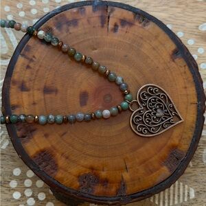 New Pretty Indian Agate Beaded Necklace With Copper Filigree Heart Pendant